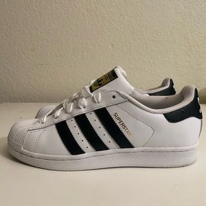Adidas womens superstars